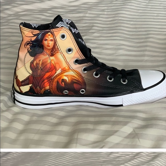 Meet your Posher, Monica - Picture 4 of 5